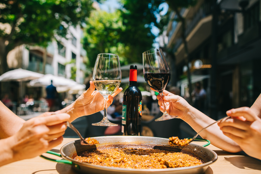 I migliori vini spagnoli: zone di produzione e consigli di abbinamento I migliori vini spagnoli: zone di produzione e consigli di abbinamento